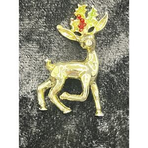 Gerrys Vintage Christmas Reindeer Holly Brooch Pin Holiday Enamel Gold-tone